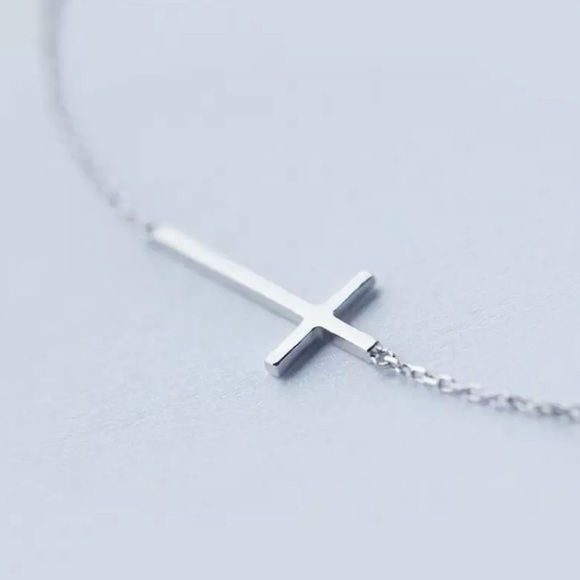 “Empowered” Minimalist Cross Faith Charm Bracelet - Picture 10 of 13